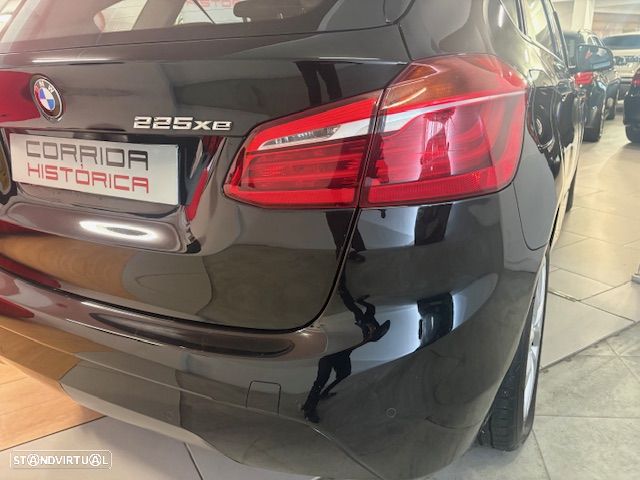 BMW 225xe Active Tourer Line Sport - 4