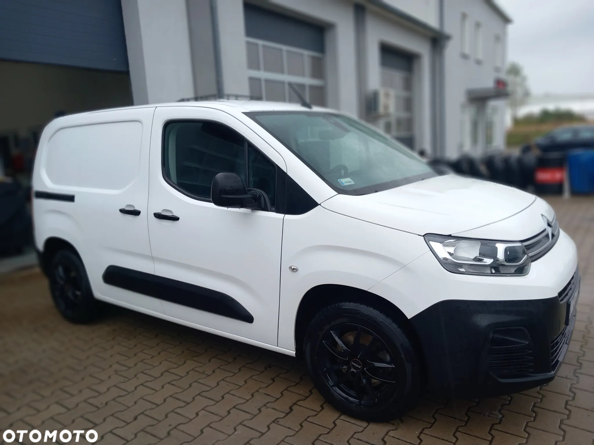 Citroën BERLINGO - 2