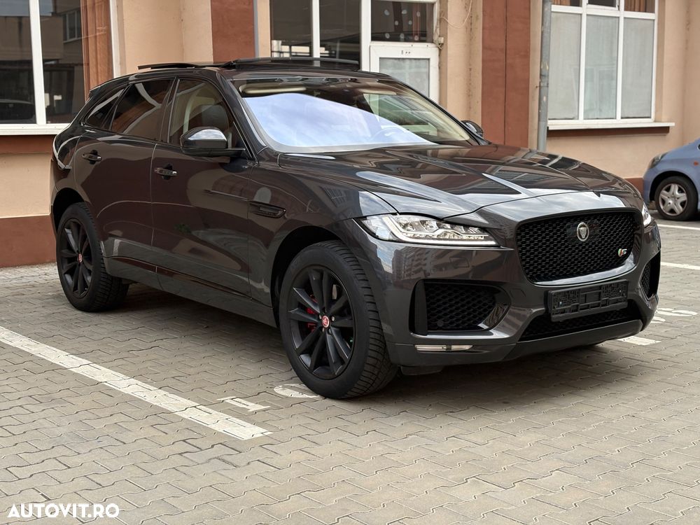 Jaguar F-Pace 30d AWD S - 11