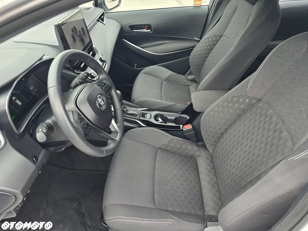 Toyota Corolla 1.8 Hybrid Comfort - 30