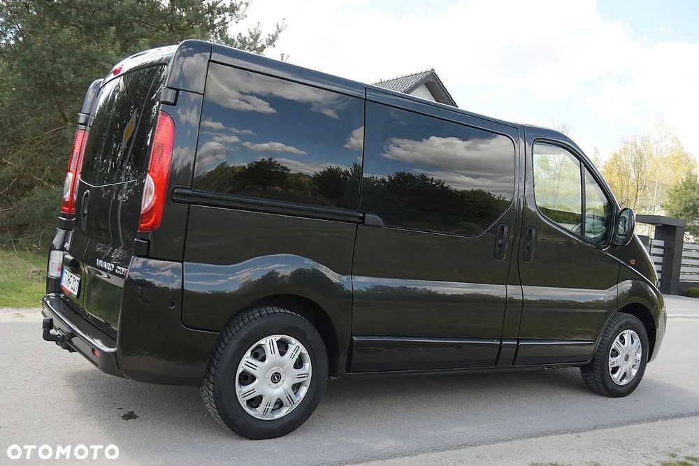 Opel Vivaro - 8