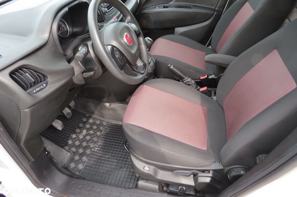 Fiat DOBLO 1.6MultiJet 105KM - 21