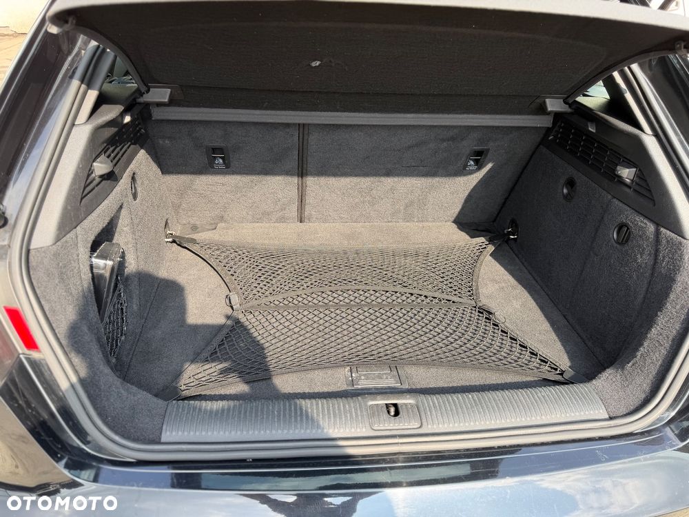 Audi A3 Sportback - 12