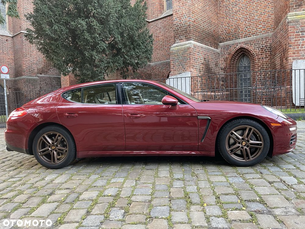 Porsche Panamera - 3