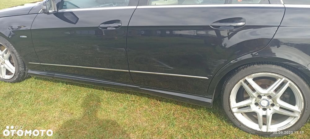 MERCEDES W212 KOMBI KPL PAKIET ZEWNETRZNY AMG 197 - 5
