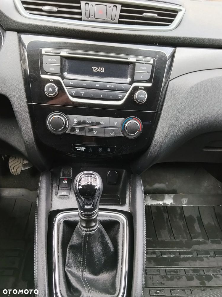 Nissan Qashqai 1.2 DIG-T Acenta EU6 - 8