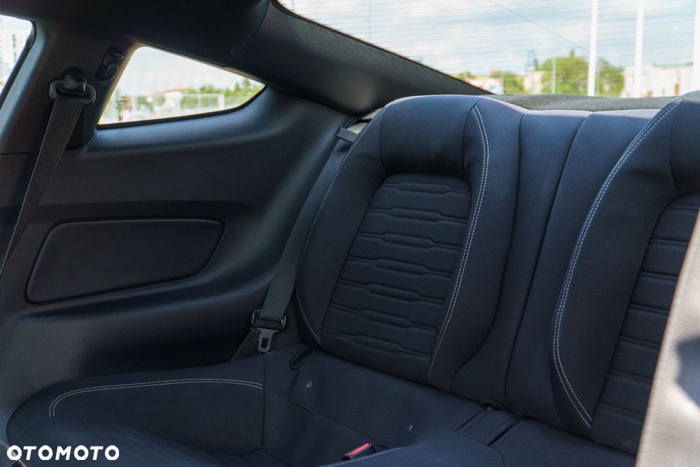 Ford Mustang 2.3 EcoBoost - 19