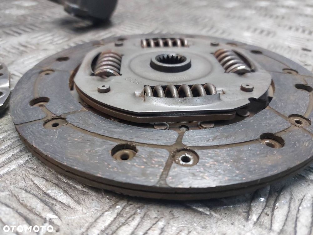 SPRZĘGŁO TARCZA + DOCISK + ŁOŻYSKO OPOROWE FIESTA MK6 MK7 08-17 1.25 16V - 3