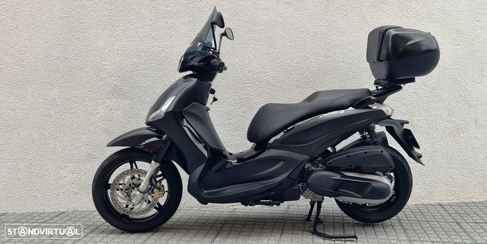 Piaggio Beverly 350 Sport Touring ABS/ASR E4 - 2