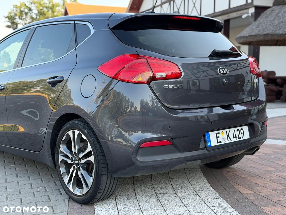 Kia Ceed 1.6 GDI Platinum Edition - 19