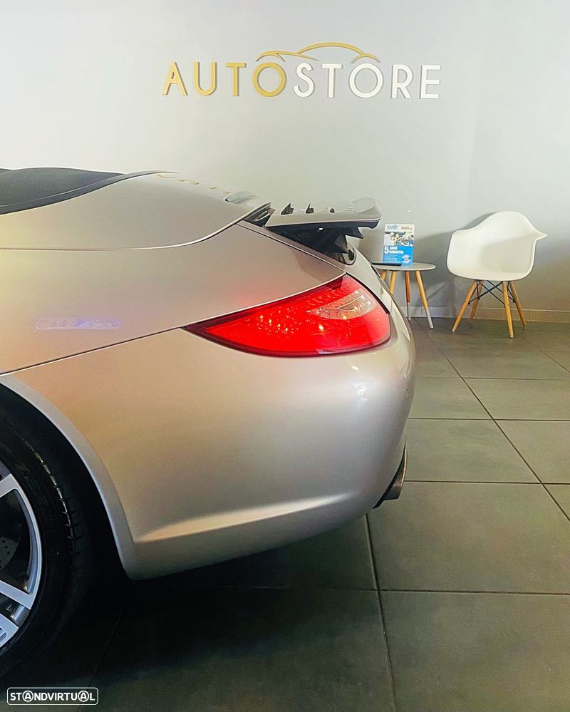 Porsche 911 Série F - 10