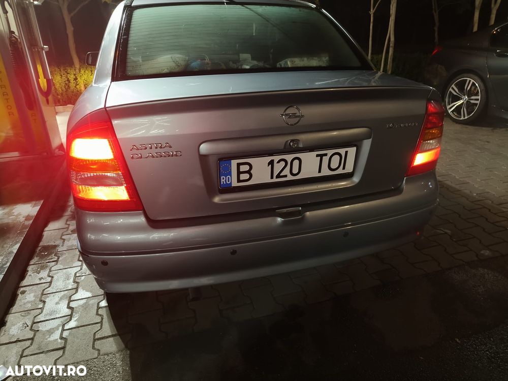 Opel Astra - 17