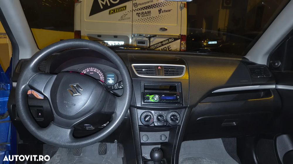 Suzuki Swift - 10