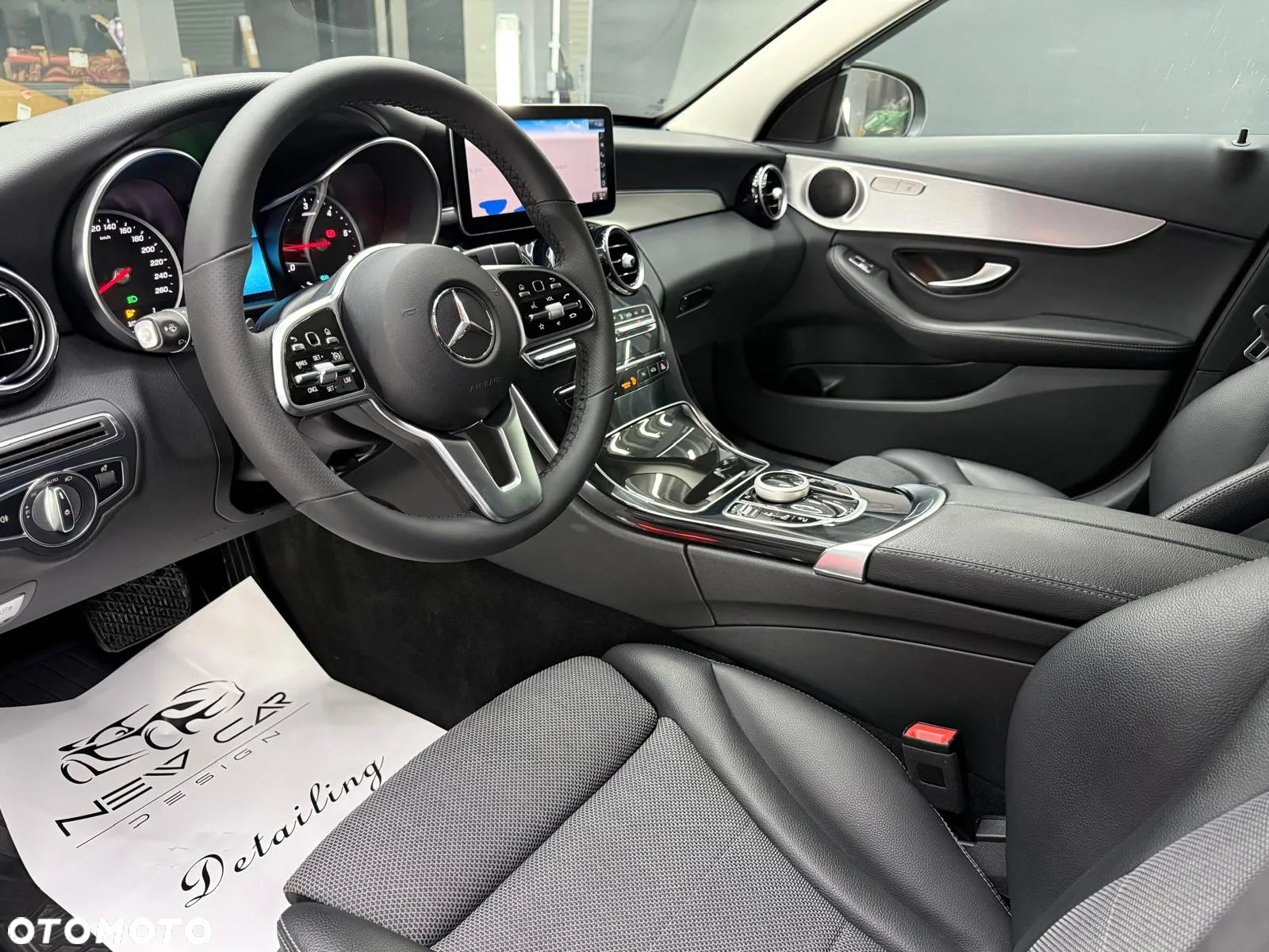 Mercedes-Benz Klasa C 300 de T 9G-TRONIC Avantgarde - 25