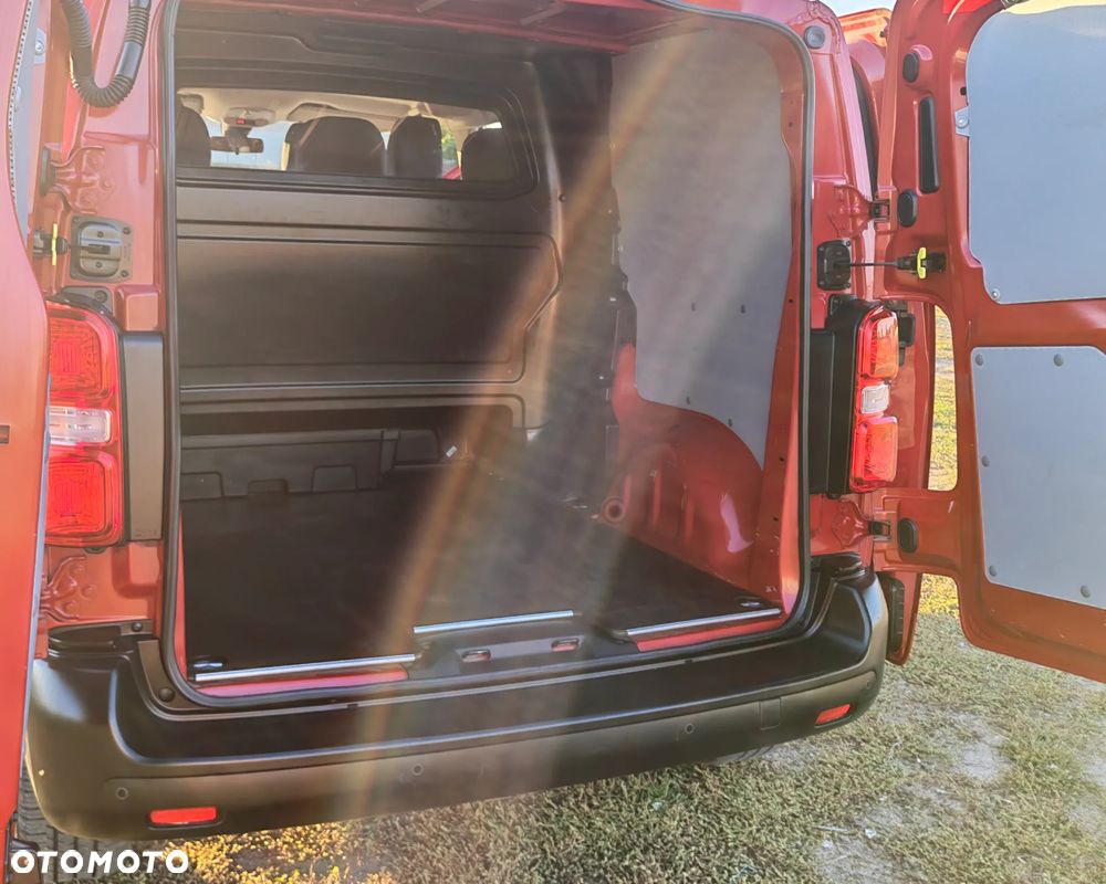 Toyota ProAce D-4D Medium 3,0t Active (bryg.) - 11