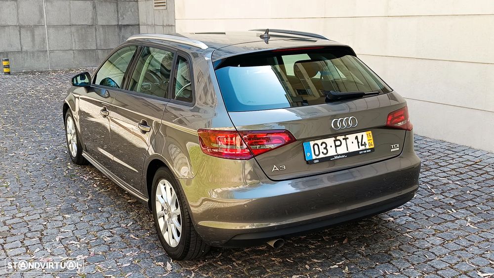 Audi A3 Sportback 1.6 TDI Advance Ultra - 3
