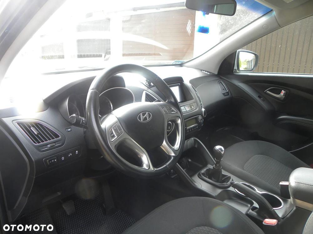 Hyundai ix35 - 12