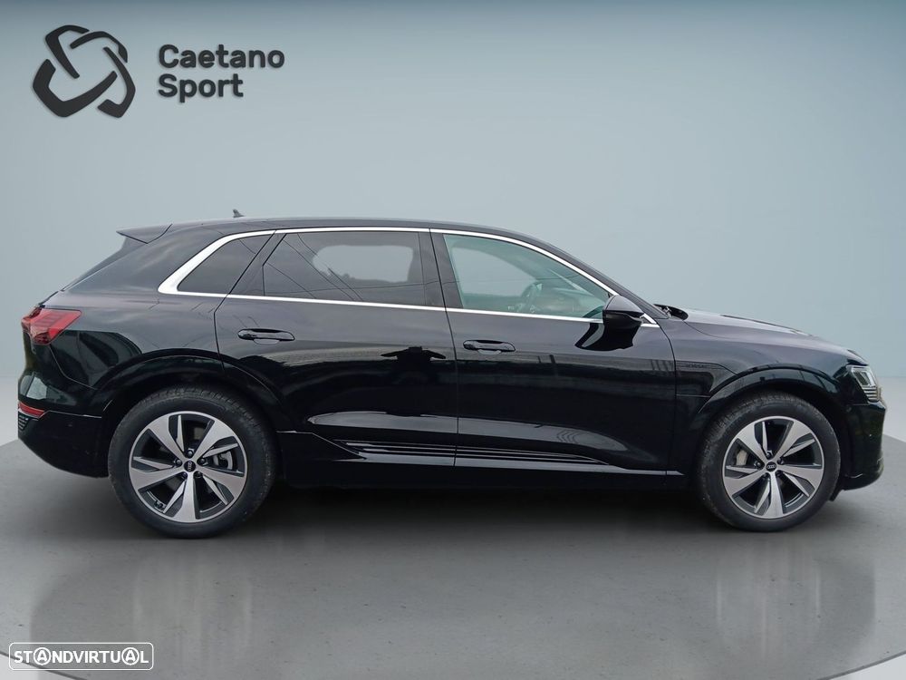 Audi Q8 e-Tron 50 quattro S line - 7