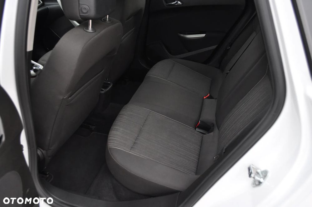 Opel Astra 1.4 Turbo Active - 18