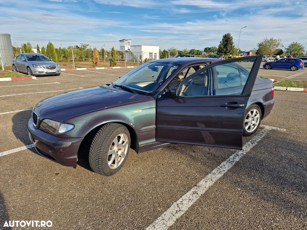BMW Seria 3 318i - 16