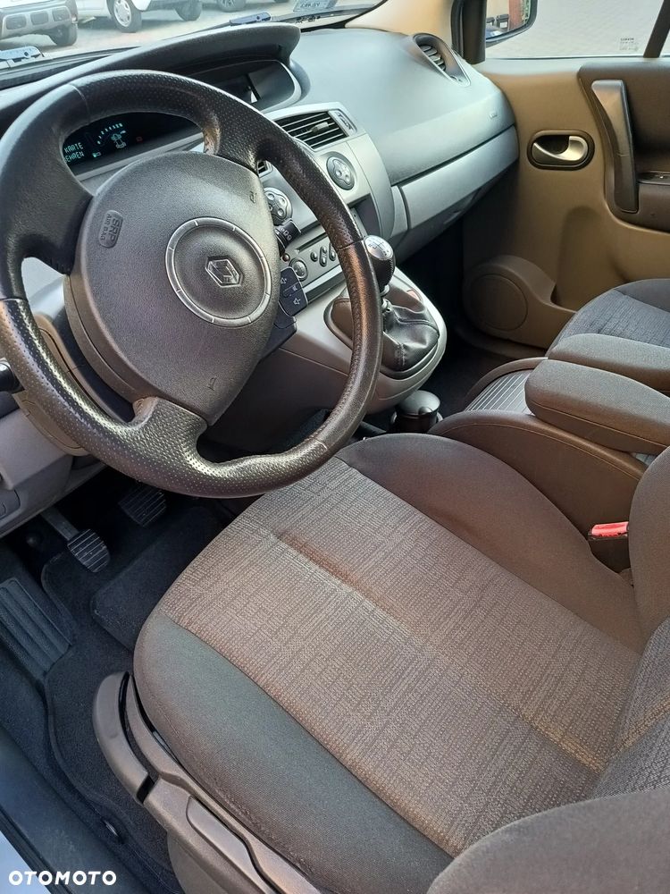 Renault Scenic - 23
