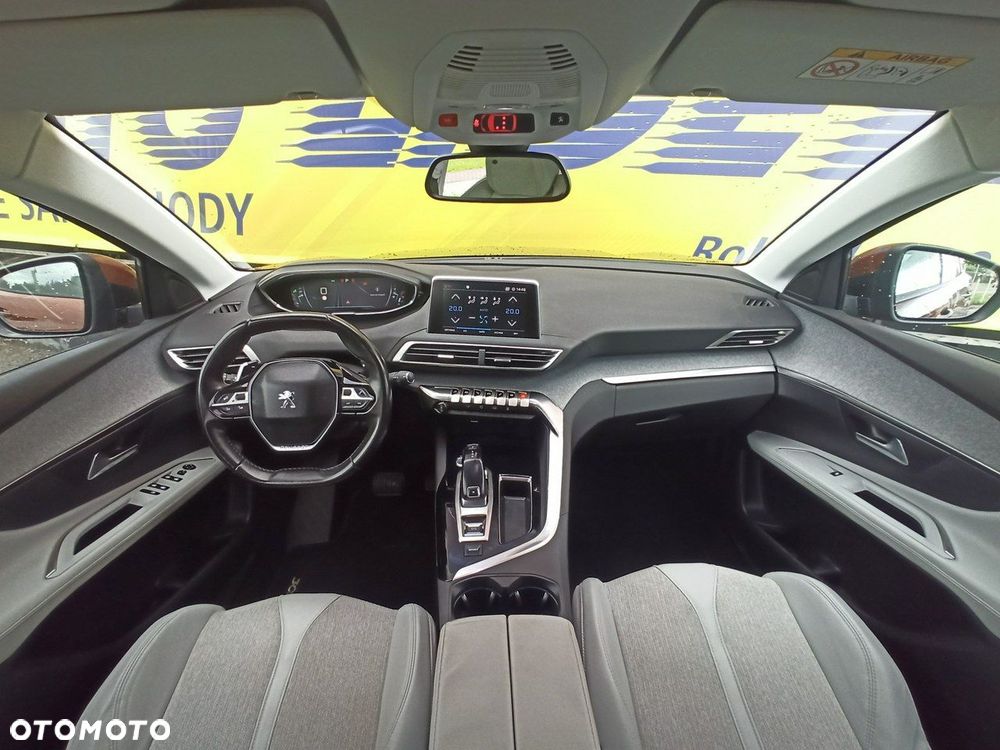Peugeot 3008 1.2 PureTech GPF Allure S&S EAT8 - 14