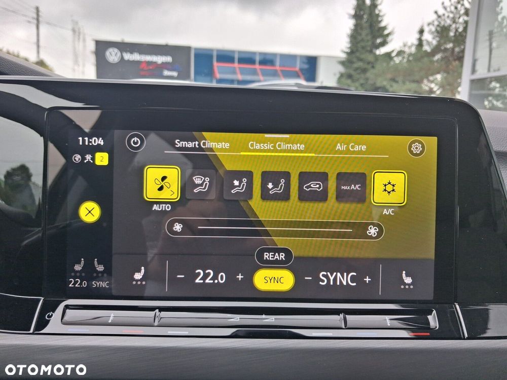 Volkswagen Golf 1.5 TSI EVO Style - 29