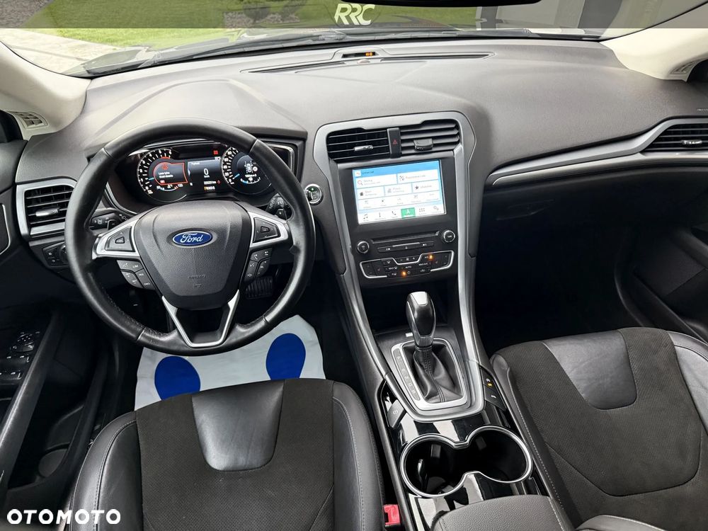 Ford Mondeo 2.0 TDCi Titanium PowerShift - 24