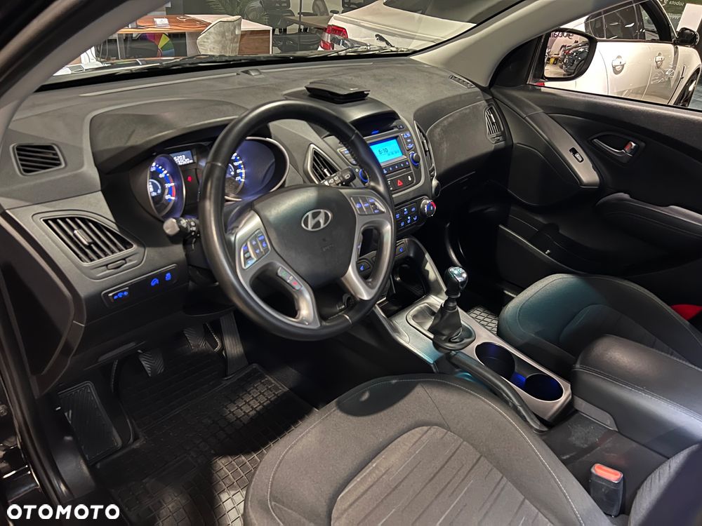 Hyundai ix35 1.6 2WD blue Style - 16