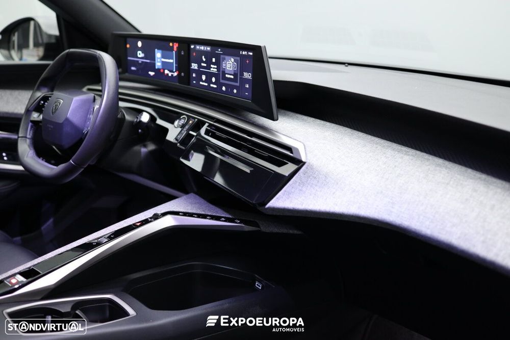 Peugeot 5008 1.2 Hybrid Allure Pack e-DCS6 - 22