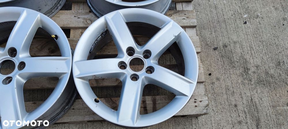 FELGA FELGI AUDI A4 A5 Q5 7,0J R17 ET37 8R0071497 - 4