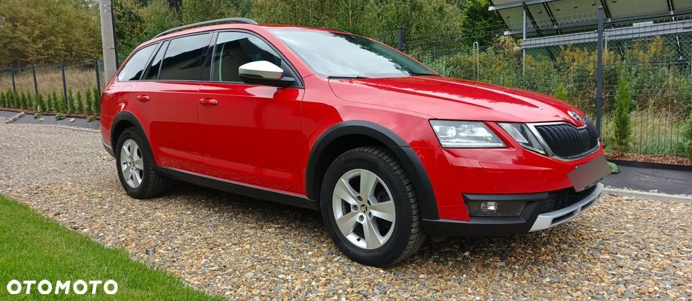 Skoda Octavia 2.0 TDI 4x4 Ambition DSG - 2