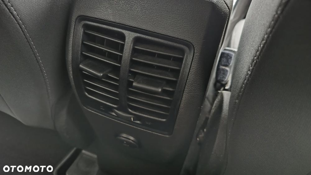Ford Kuga 2.0 TDCi 4x4 Titanium - 21