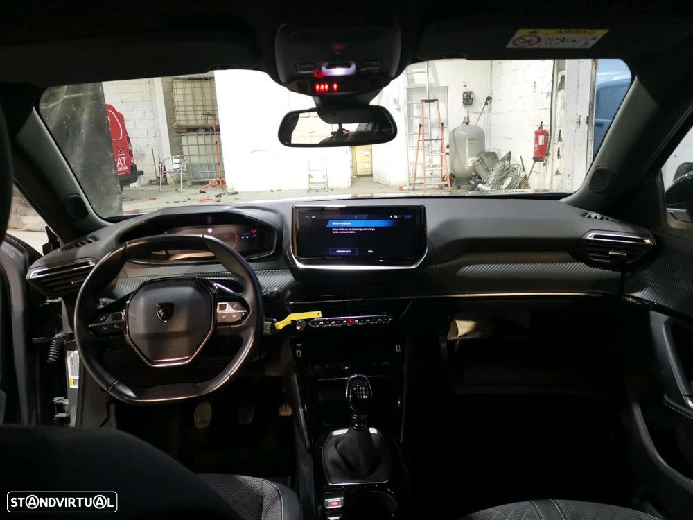 Peugeot 2008 1.2 PureTech Allure - 7