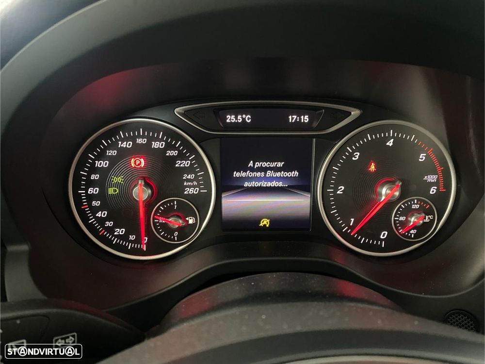 Mercedes-Benz A 180 CDI BlueEFFICIENCY Edition - 38
