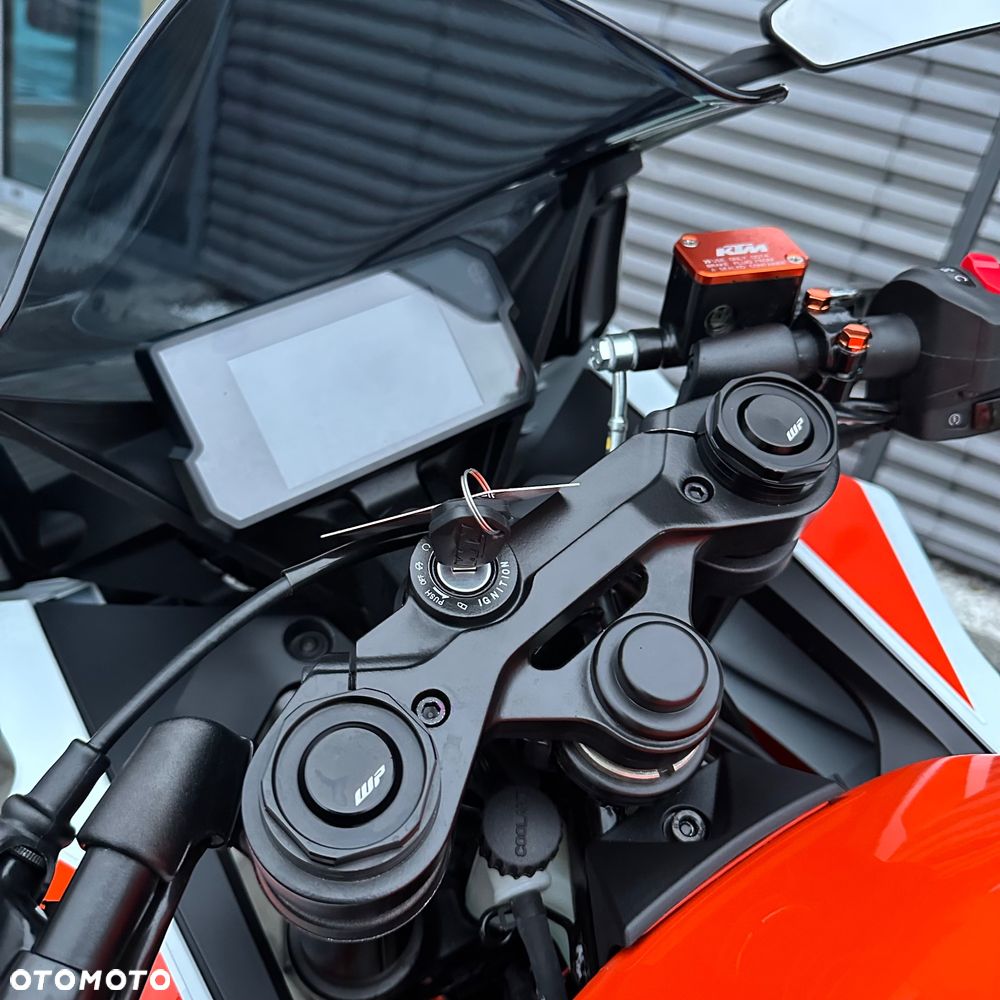 KTM RC 125 - 20
