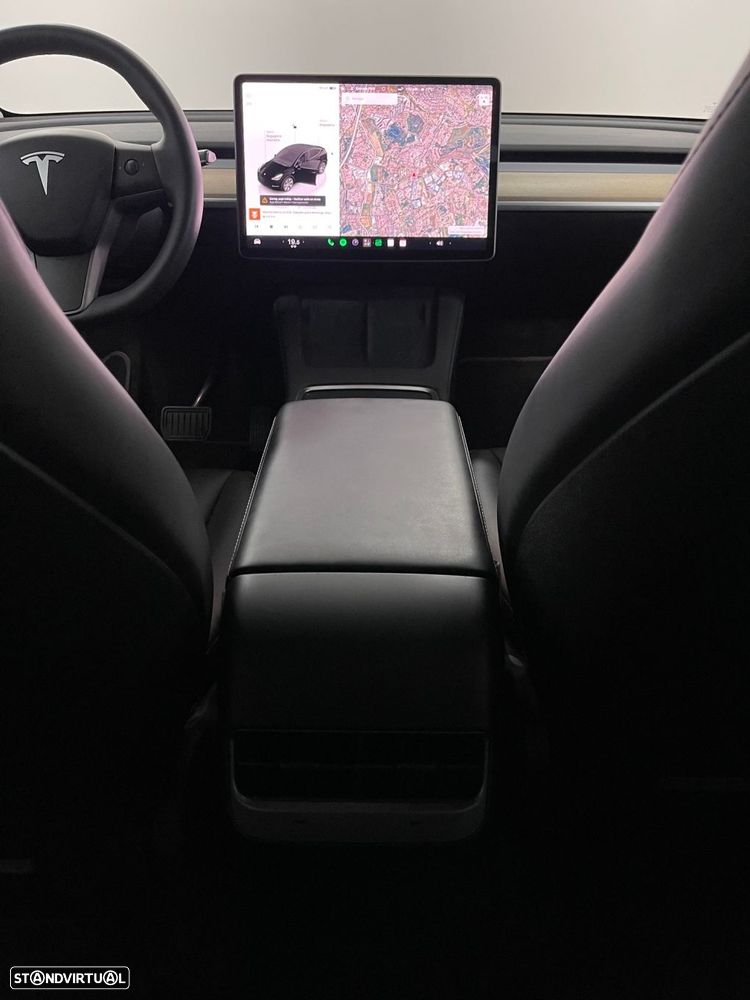 Tesla Model Y Standard - 25