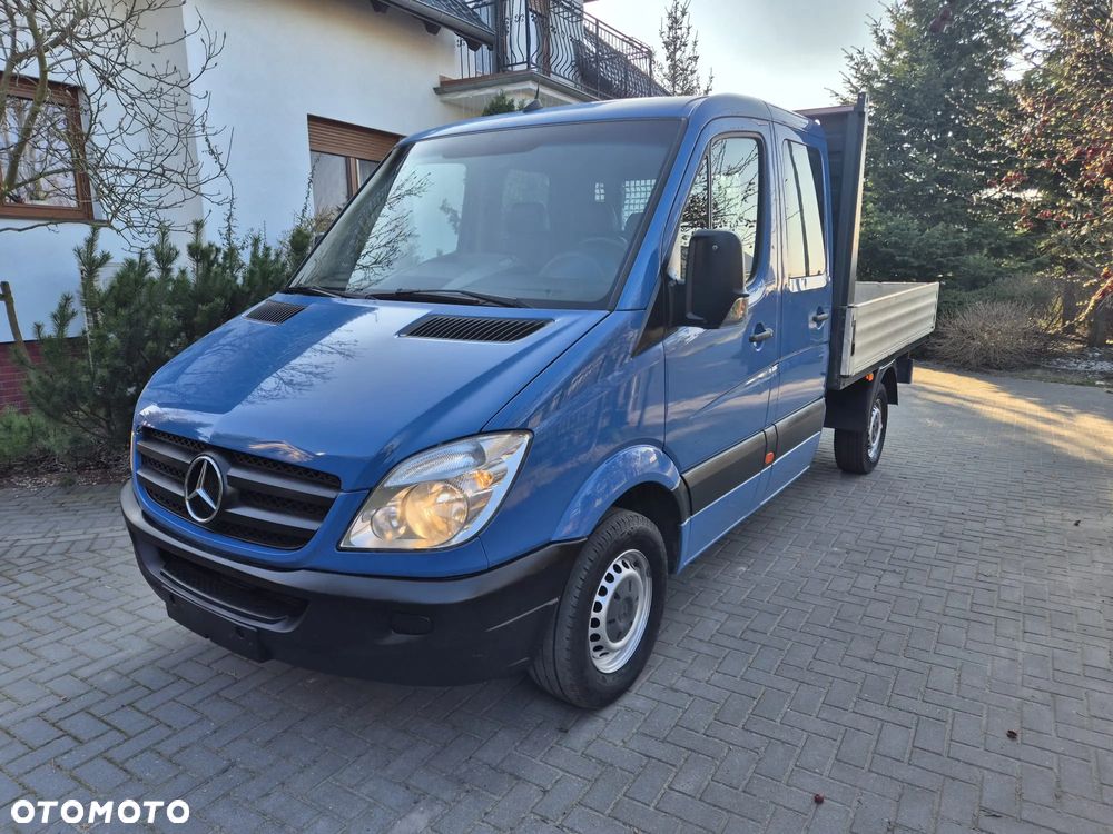 Mercedes-Benz Sprinter - 2