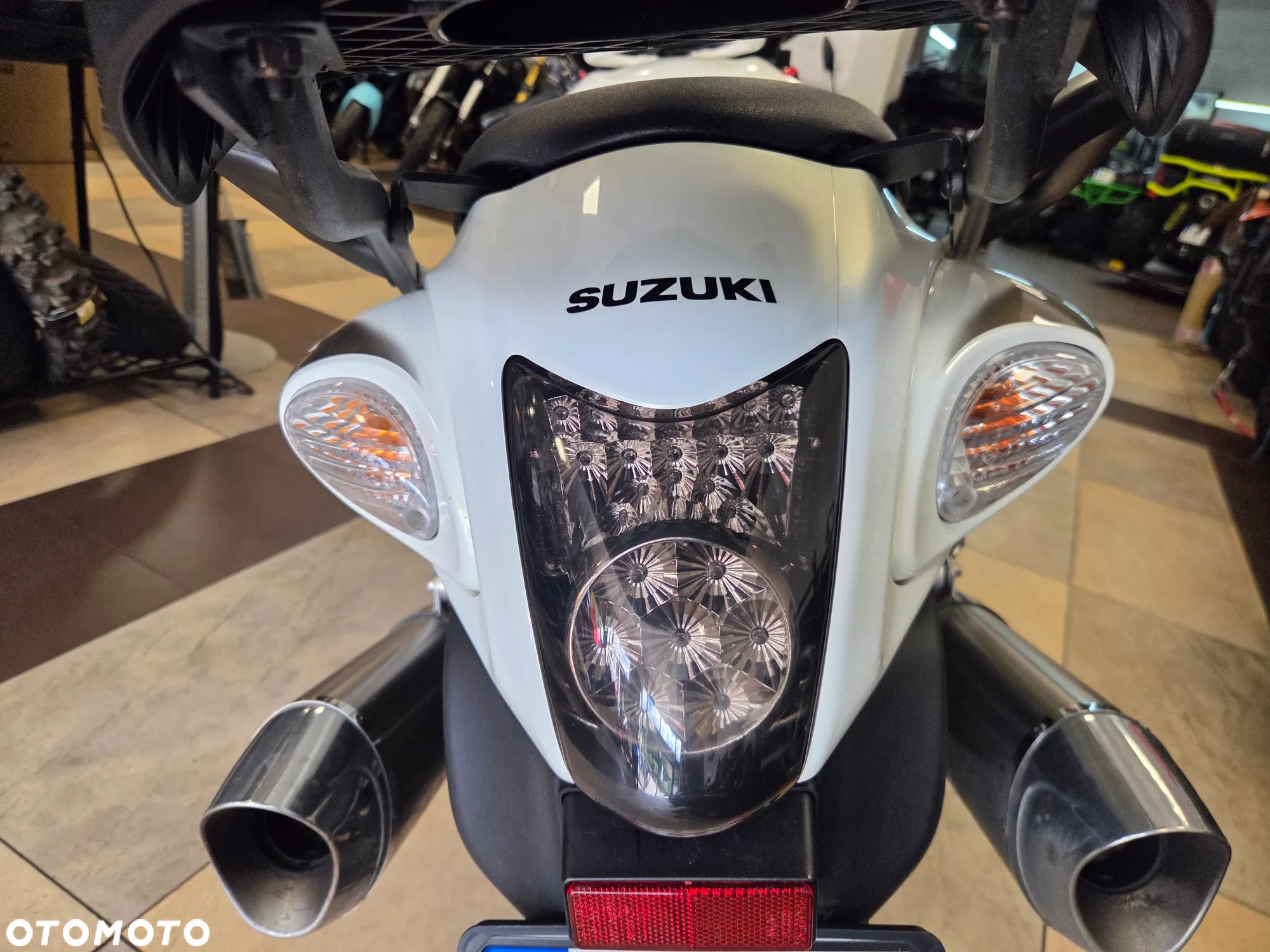 Suzuki Hayabusa - 12