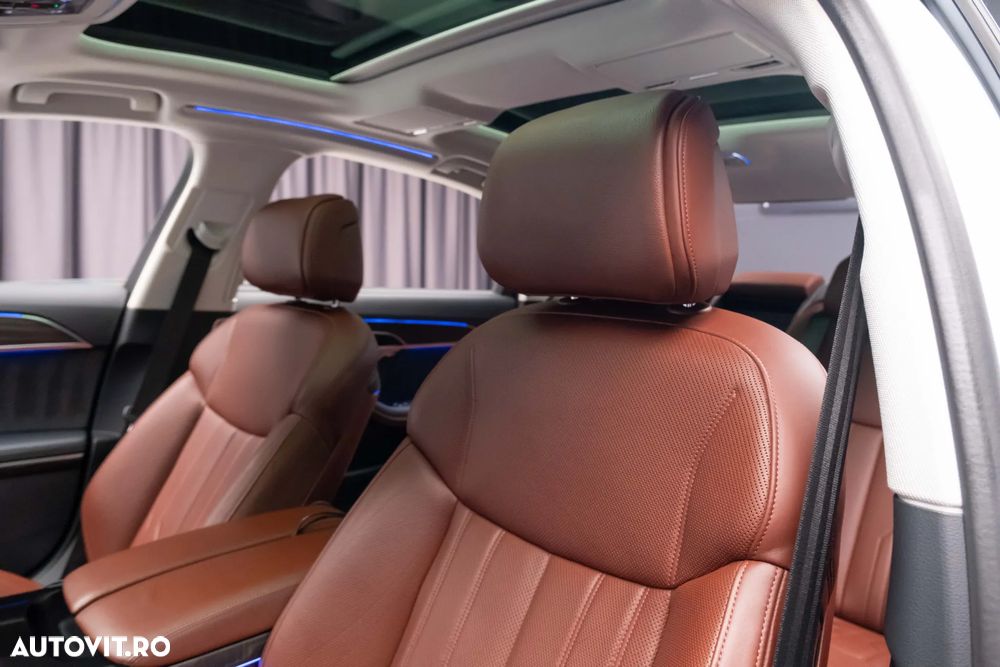 Audi A8 - 30