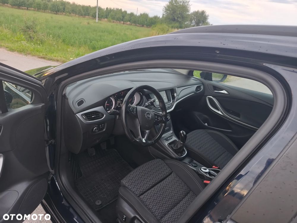 Opel Astra 1.6 CDTI Essentia - 13