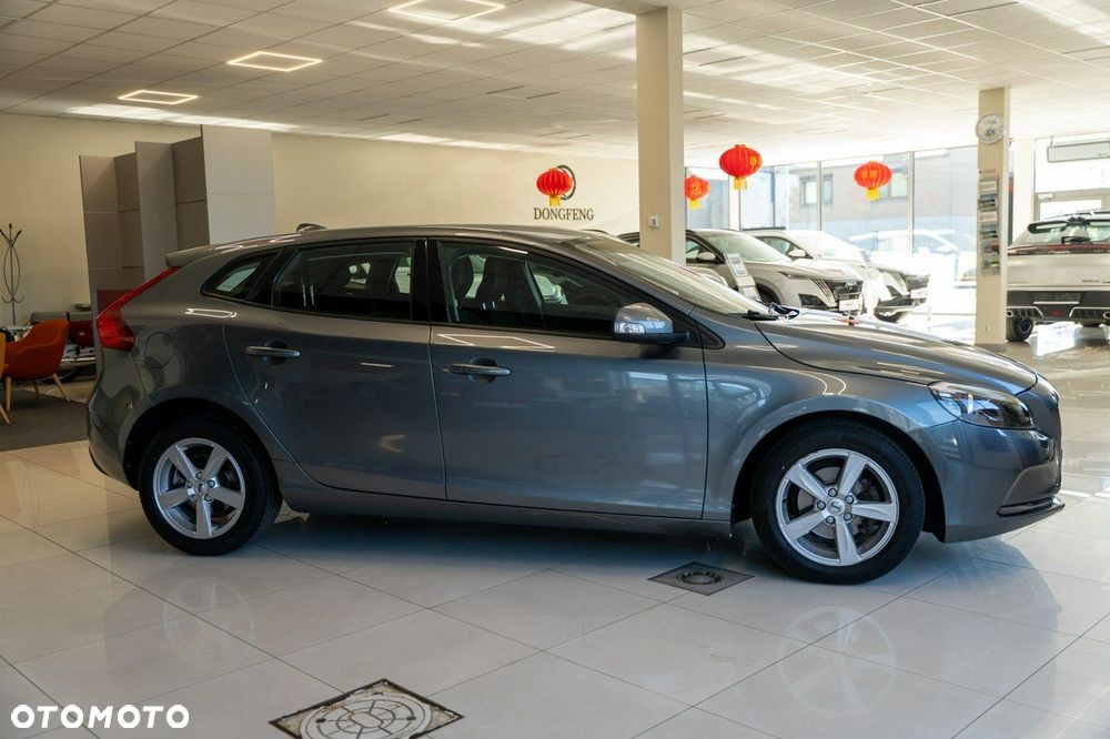 Volvo V40 - 4