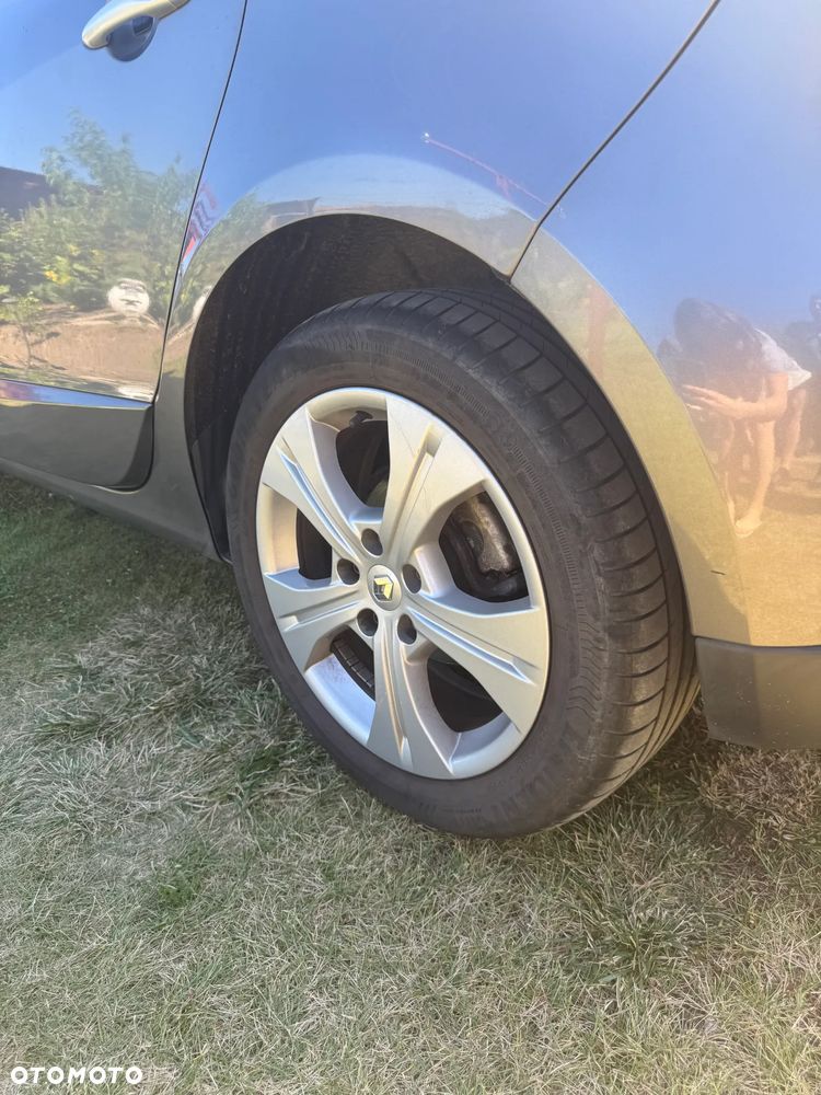 Renault Scenic TCe 130 Luxe - 5