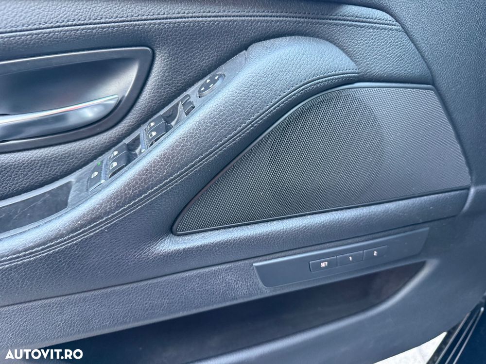 BMW Seria 5 525d Aut. Luxury Line - 15