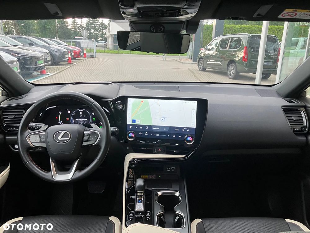 Lexus NX 450h+ Omotenashi AWD - 22