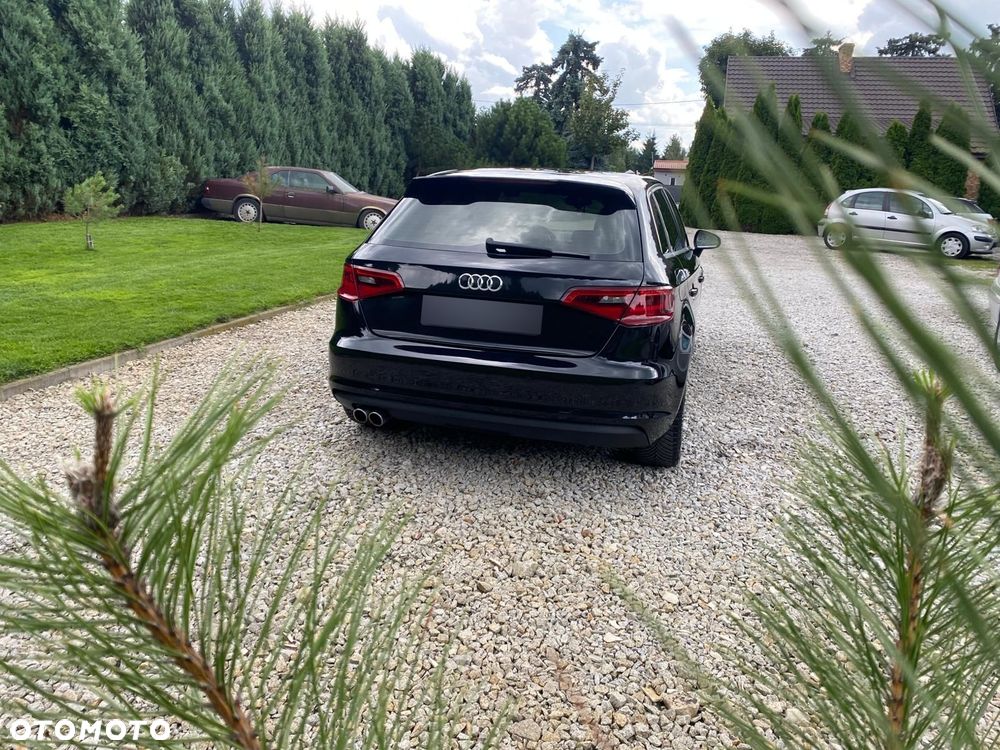Audi A3 Sportback 2.0 TDI clean diesel Quattro Ambiente S tronic - 4