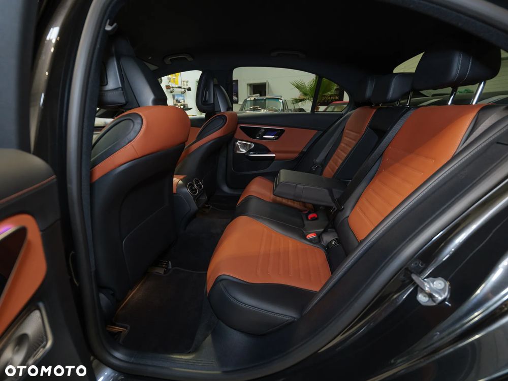 Mercedes-Benz Klasa C 220 d mHEV 4-Matic AMG - 19