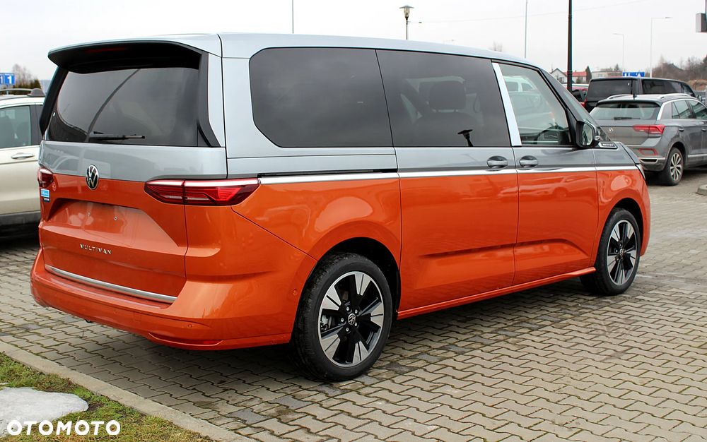 Volkswagen Multivan 2.0 TDI L2 Style DSG - 4