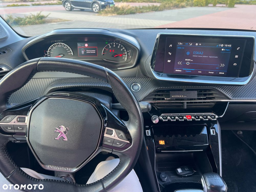 Peugeot 208 1.5 BlueHDi Allure Pack S&S - 10