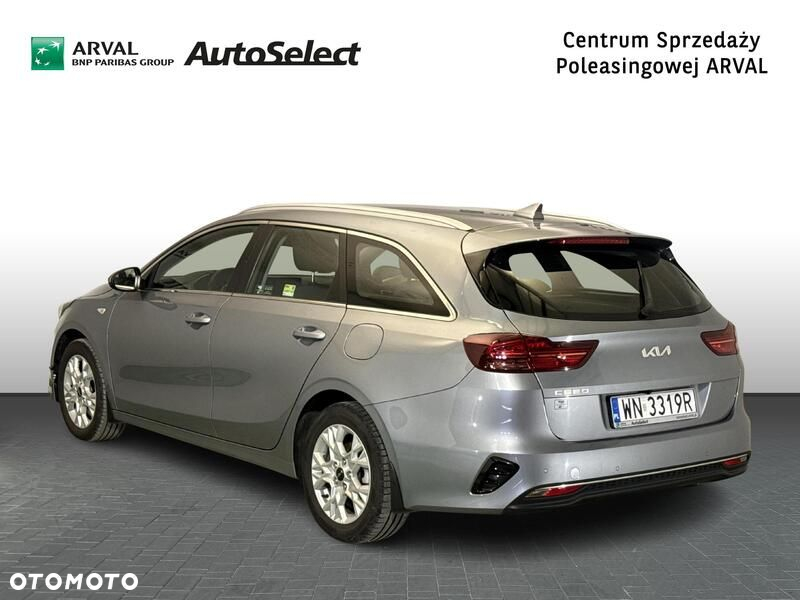Kia Ceed - 4